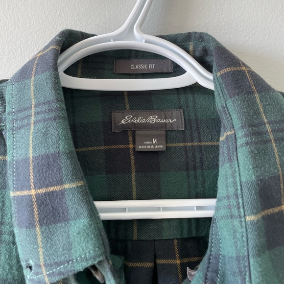 Almost new eddie bauer shirt size M - Picture 2 of 3